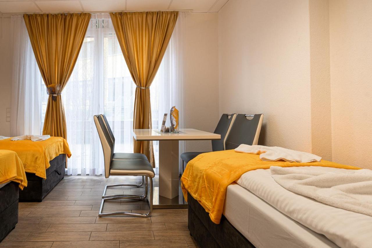 Cannstatter Hotel Estugarda Exterior foto